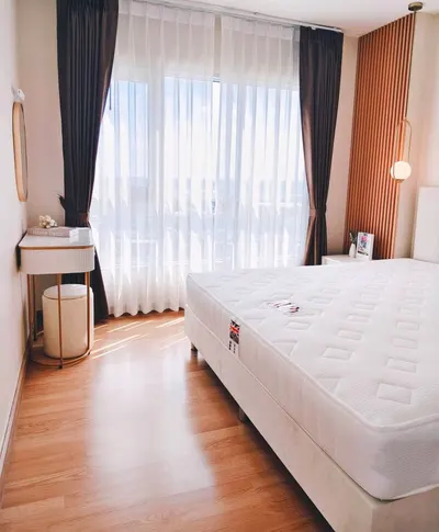 Appartement 1 chambre à louer près de la station MRT Khlong Toei, photo 3 sur 5