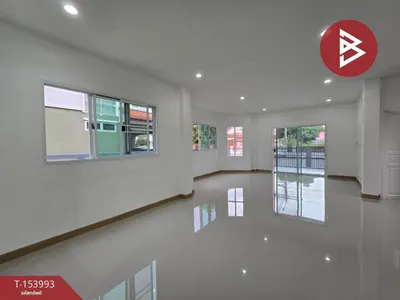 Maison 4 chambres à vendre près de la station MRT Bang Rak Yai, photo 5 sur 5