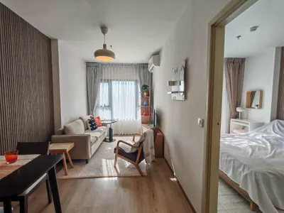 1-bed condo for rent near MRT Phra Ram 9, photo 3 of 5