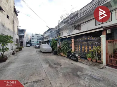 MRT タープラ駅周辺の6ベッドルームタウンハウス（売買）、写真2/5