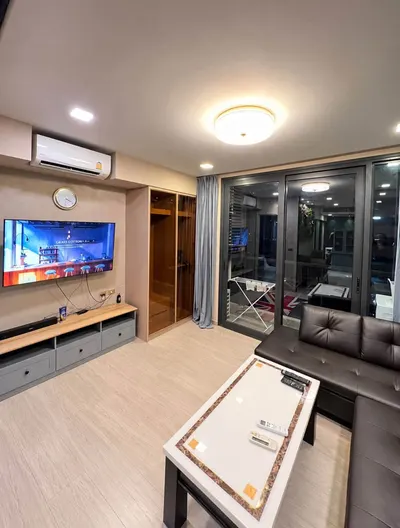 Condo 2 chambres à louer à One9Five Asoke - Rama 9, photo 2 sur 5