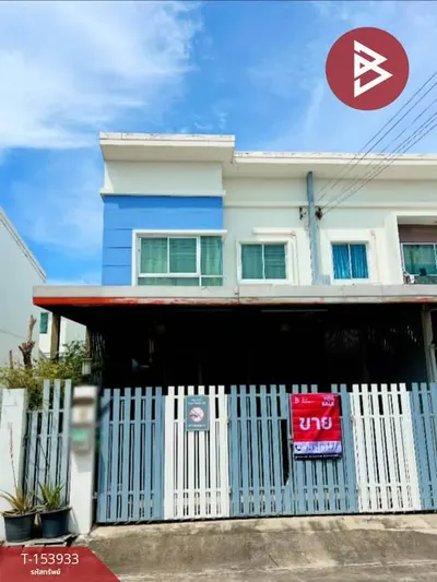 3-bed townhouse for sale near BTS Khu Khot, photo 1 of 5