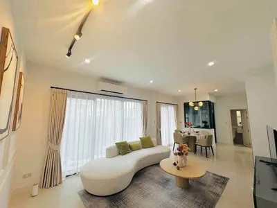 Baan Klang Muang Classe Sukhumvit 77的3房联排别墅出租，第2张，共5张