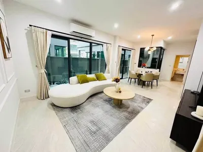 Baan Klang Muang Classe Sukhumvit 77的3房联排别墅出租，第3张，共5张