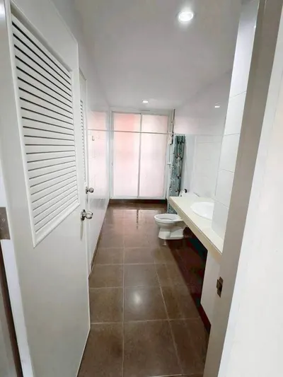 4-bed townhouse for sale near MRT Chaeng Watthana 14, photo 4 of 5