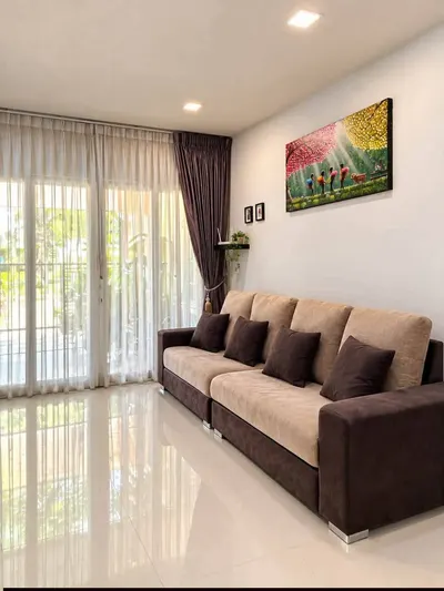 3-bed townhouse for rent near BTS Bang Na, photo 1 of 5