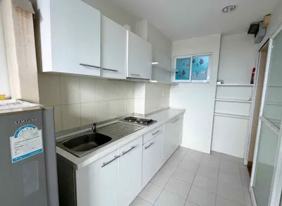 1-bed condo for rent near MRT Huai Khwang, photo 5 of 7