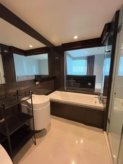 2-bed condo for sale at RHYTHM Phahon-Ari, photo 5 of 7