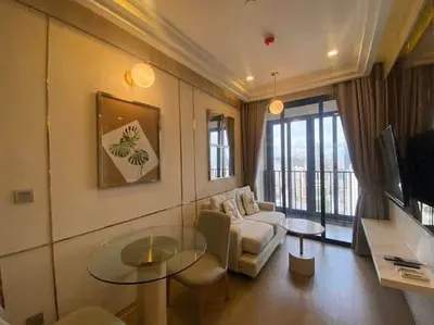 1-bed condo for rent near MRT Phra Ram 9, photo 4 of 5