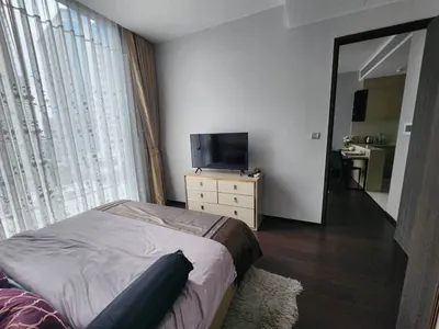 LAVIQ Sukhumvit 57的1房公寓出租，第1张，共5张