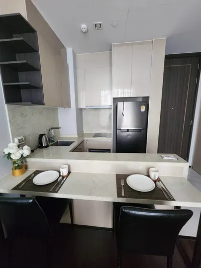 LAVIQ Sukhumvit 57的1房公寓出租，第5张，共5张