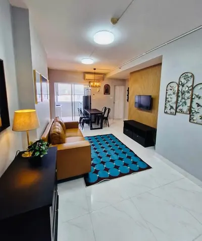 Condo 2 chambres à louer près de la station BTS Udom Suk, photo 1 sur 5
