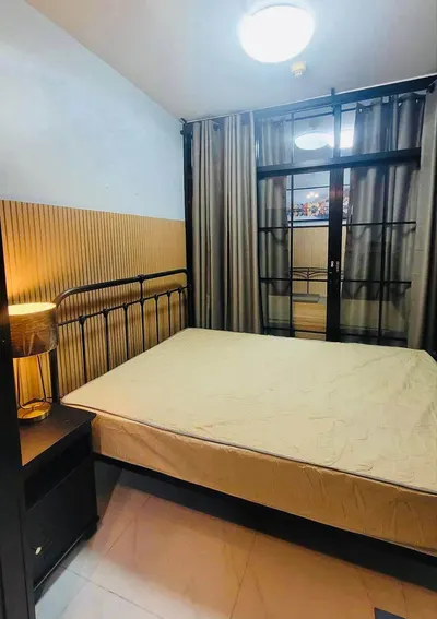 Condo 2 chambres à louer près de la station BTS Udom Suk, photo 2 sur 5