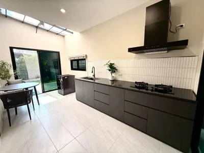ให้เช่าบ้าน 4 ห้องนอน ใกล้ BTS บางนา รูปที่ 3 จาก 5