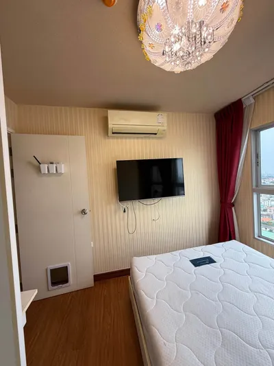 The Trust Condo Ngamwongwanの1ベッドルームコンドミニアム（賃貸）、写真2/8