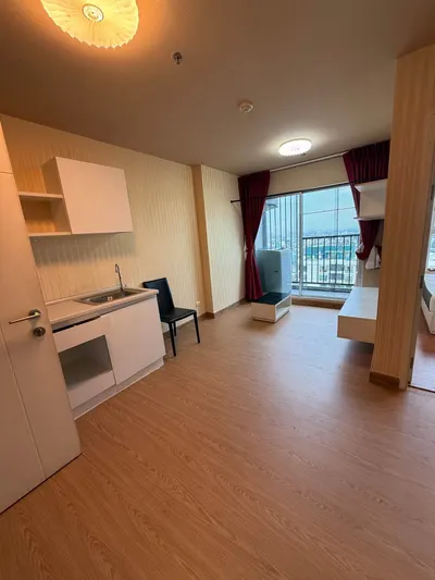 The Trust Condo Ngamwongwanの1ベッドルームコンドミニアム（賃貸）、写真4/8
