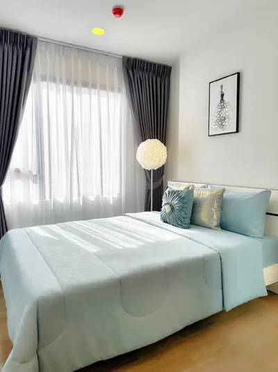 1-bed condo for rent near MRT Bang Yi Khan, photo 1 of 5