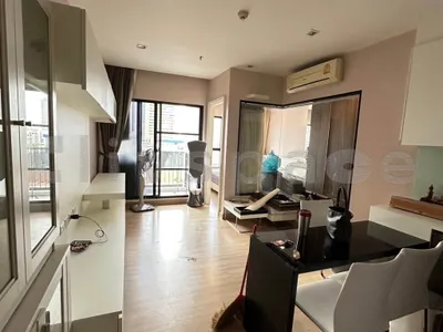 1-bed condo for rent at Urbano Absolute Sathon-Taksin, photo 2 of 7