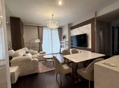 Condo 3 chambres à louer à LAVIQ Sukhumvit 57, photo 2 sur 5