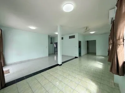 Maison 3 chambres à louer près de la station MRT Lat Phrao, photo 5 sur 5