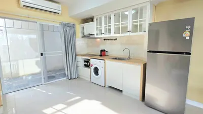 2-bed townhouse for rent near BTS Bang Na, photo 3 of 5