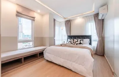 Condo for sale near MRT Sutthisan, photo 1 of 5