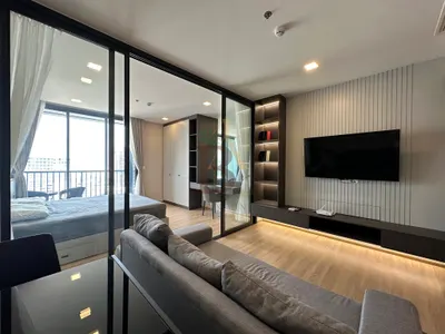 1-bed condo for rent at XT Phayathai, photo 3 of 5