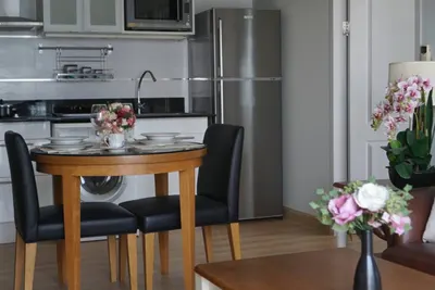 1-bed condo for rent at Noble Refine, photo 4 of 5