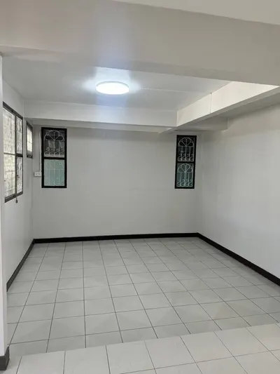 3-bed house for sale near MRT Muang Thong Thani, photo 4 of 5