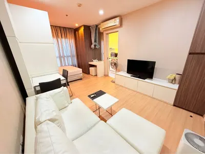 Urbano Absolute Sathon-Taksin的开间公寓出租，第1张，共5张