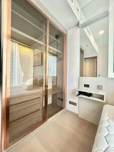1-bed condo for rent at Celes Asoke, photo 2 of 5