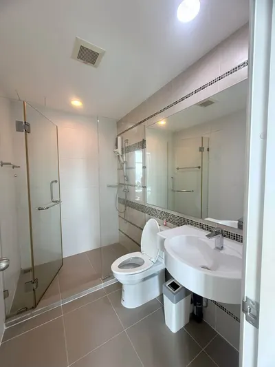 1-bed condo for rent at Centric Sathon-St Louis, photo 5 of 5