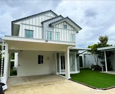 ให้เช่าบ้าน 4 ห้องนอน Villaggio 3 Srinakarin-Bangna รูปที่ 1 จาก 6