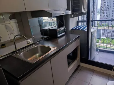 1-bed condo for rent at The Politan Rive, photo 2 of 5