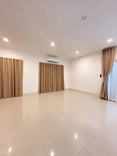Anasiri Bangna的3房独栋住宅出租，第6张，共8张