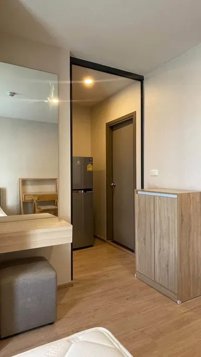Studio condo for rent near BTS Bang Na, photo 3 of 7