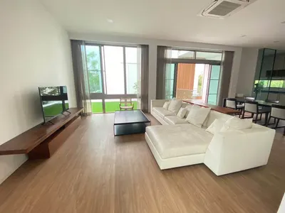 3-bed house for rent near ARL Makkasan, photo 1 of 5