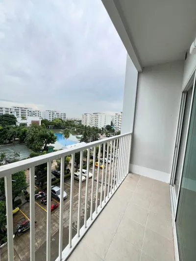 Condo for sale near BTS Saint Louis, photo 3 of 5