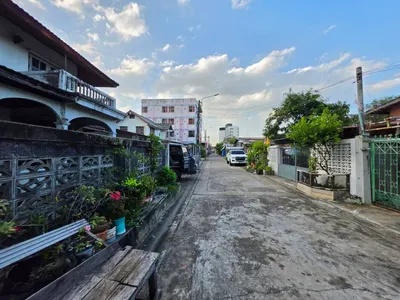 BTS 赛育站附近的4房独栋住宅出售，第4张，共5张