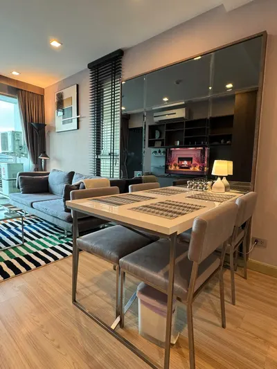 1-bed condo for rent at Sky Walk Residences, photo 3 of 9