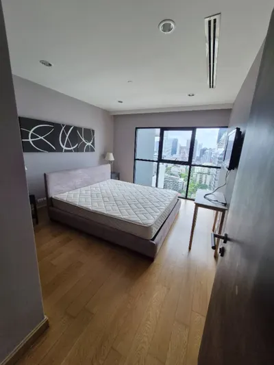 Condo 2 chambres à louer près de la station BTS Sala Daeng, photo 5 sur 5
