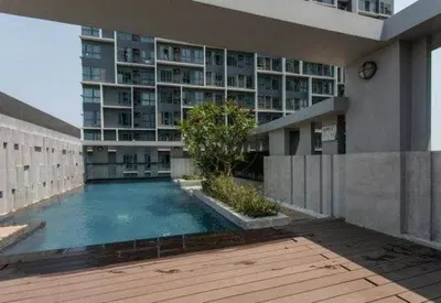 1-bed condo for rent near BTS On Nut, photo 1 of 5