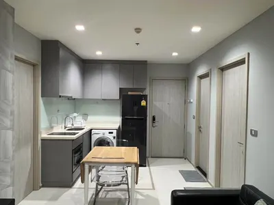 Rhythm Sukhumvit 36-38的2房公寓出租，第2张，共5张