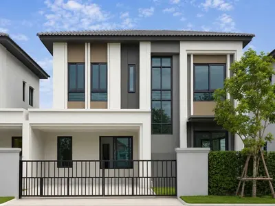 3-bed house for rent near BTS Srinagarindra, photo 1 of 5
