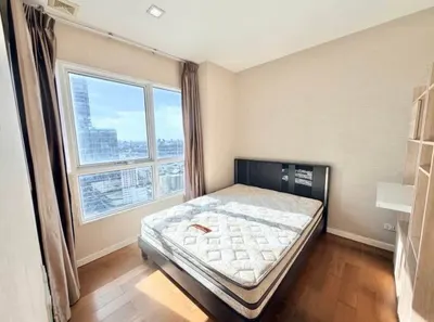1-bed condo for rent at Condolette ize Ratchathewi, photo 6 of 10