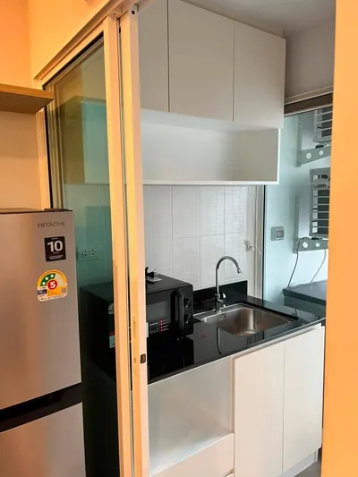 Condo à louer à Regent Home Bangna, photo 3 sur 5