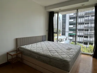 This listing, photo 2