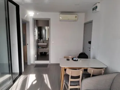 Condo 2 chambres à louer à Aspire Sukhumvit-On Nut, photo 3 sur 5