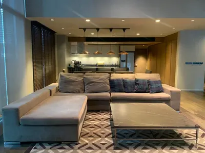 Rende Sukhumvit 23の3ベッドルームコンドミニアム（賃貸）、写真2/8