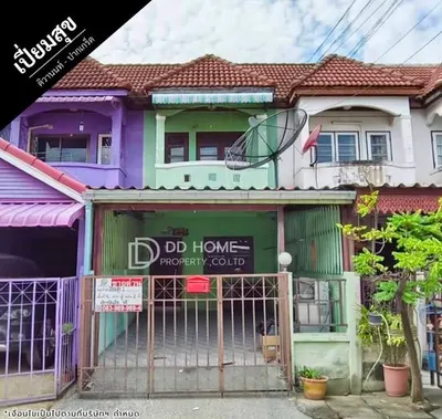 2-bed house for sale near MRT Yaek Pak Kret, photo 1 of 5
